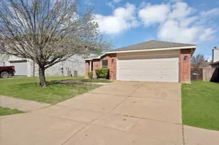 5358 Driftway Dr, Fort Worth, TX 76135 - Photo 2