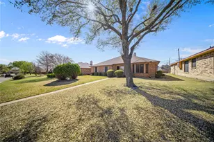 736 Whitewing Dr, Mesquite, TX 75150 - Photo 1