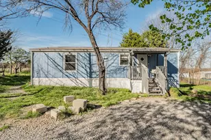 215 Hillside Dr, Wylie, TX 75098 - Photo 2