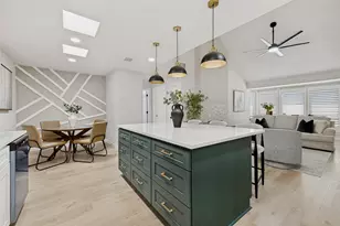 2102 Avignon Dr, Carrollton, TX 75007 - Photo 10