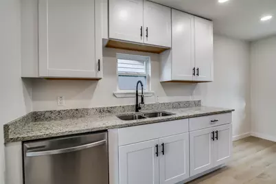 4312 Astor Road, Mesquite, TX 75150 - Photo 12