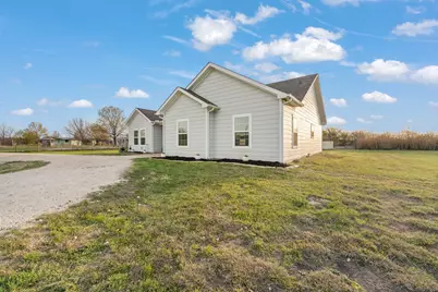 7012 Starling Street, Joshua, TX 76058 - Photo 2