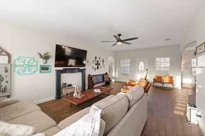 7012 Starling Street, Joshua, TX 76058 - Photo 10