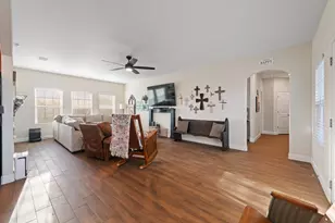 7012 Starling St, Joshua, TX 76058 - Photo 8