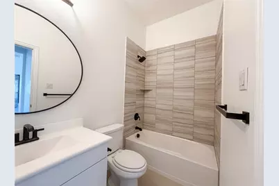 404 W 6th Street, Irving, TX 75060 - Photo 12