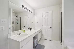 1325 Lake Shore Dr, Crowley, TX 76036 - Photo 30