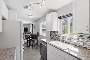 3228 Hummingbird Ln, Denton, TX 76209 - Photo 10