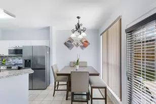 1031 Park Ave, Carrollton, TX 75006 - Photo 6