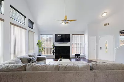 1031 Park Avenue, Carrollton, TX 75006 - Photo 4