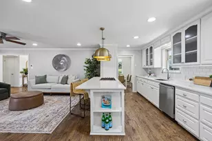 9955 Edgecliff Dr, Dallas, TX 75238 - Photo 12