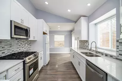 2519 Cattail Court, Carrollton, TX 75006 - Photo 6