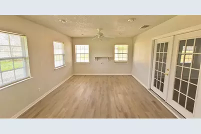 7519 Ravenswood Road, Granbury, TX 76049 - Photo 10