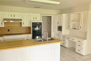 7519 Ravenswood Rd, Granbury, TX 76049 - Photo 16