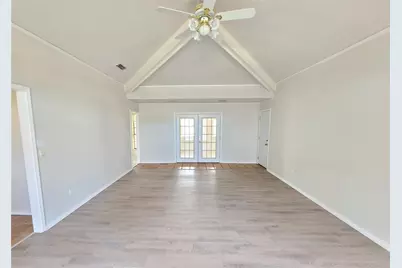 7519 Ravenswood Road, Granbury, TX 76049 - Photo 4