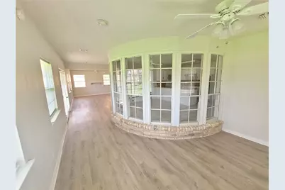 7519 Ravenswood Road, Granbury, TX 76049 - Photo 12