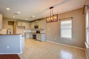 15628 Landing Creek Ln, Fort Worth, TX 76262 - Photo 12