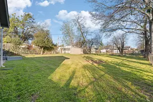 1116 Poindexter Ave, Cleburne, TX 76033 - Photo 24