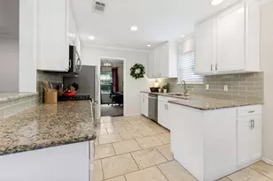 6935 Kingsbury Dr, Dallas, TX 75231 - Photo 12