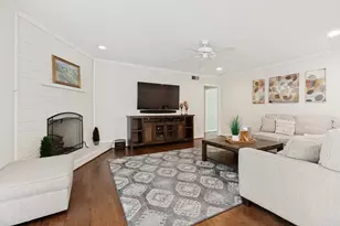 6935 Kingsbury Dr, Dallas, TX 75231 - Photo 6
