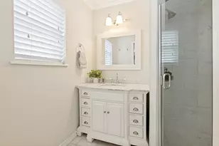 6935 Kingsbury Dr, Dallas, TX 75231 - Photo 18