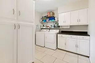 6935 Kingsbury Dr, Dallas, TX 75231 - Photo 22