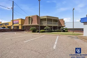 1500 W W Henderson St, Cleburne, TX 76033 - Photo 1
