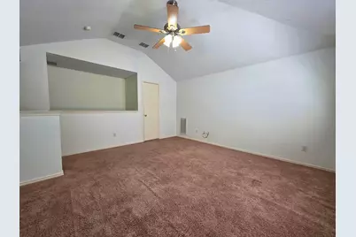 304 E Clover Park Drive, Fort Worth, TX 76140 - Photo 14