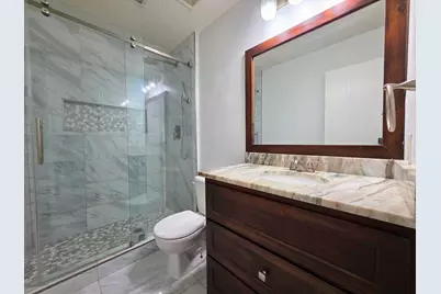 304 E Clover Park Drive, Fort Worth, TX 76140 - Photo 12