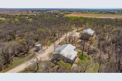 1375 County Road 253, Stephenville, TX 76401 - Photo 26