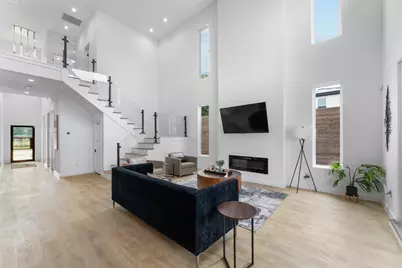 3210 Herbert Street, Dallas, TX 75212 - Photo 8