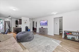 1645 Gale Dr, Pelican Bay, TX 76020 - Photo 4