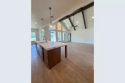 129 Heritage Springs Drive, Weatherford, TX 76087 - Photo 6