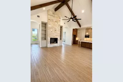 129 Heritage Springs Drive, Weatherford, TX 76087 - Photo 6