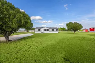 3512 Raintree Dr S, Alvarado, TX 76009 - Photo 2