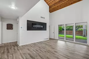 7401 Stillwater Ct, Garland, TX 75044 - Photo 10
