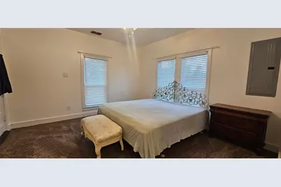700 S Live Oak Street, Canton, TX 75103 - Photo 10