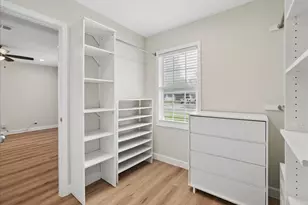 2509 Avenel Dr, Farmers Branch, TX 75234 - Photo 16