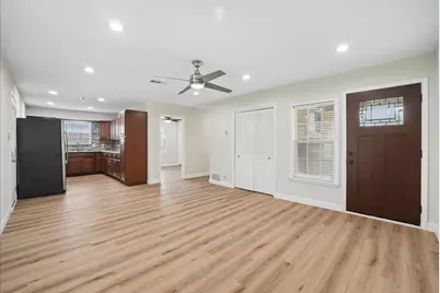 2509 Avenel Drive, Farmers Branch, TX 75234 - Photo 6