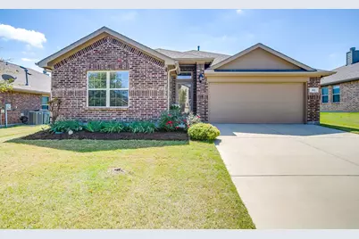 412 Blaze Court, Burleson, TX 76028 - Photo 4