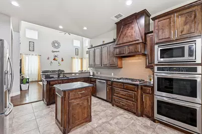 12054 Brownwood Drive, Frisco, TX 75035 - Photo 8