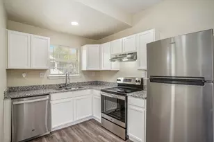 2200 Brookes St, Fort Worth, TX 76105 - Photo 6