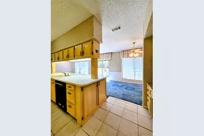 1020 Redbud Court, Arlington, TX 76012 - Photo 8