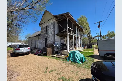 410 W Locust Street, Whitewright, TX 75491 - Photo 2