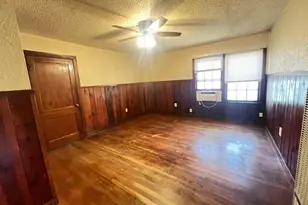 351 Fagg Dr, Lewisville, TX 75057 - Photo 4