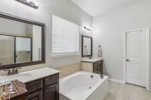 10420 Old Eagle River Ln, McKinney, TX 75072 - Photo 18