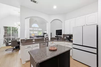 3306 Castlewood Boulevard, Highland Village, TX 75077 - Photo 16