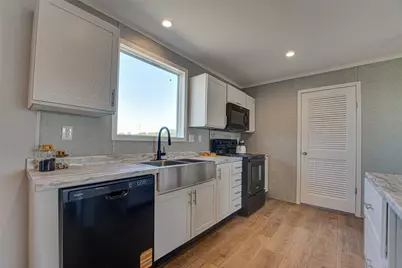 3040 Sitting Bull Lane, Ferris, TX 75125 - Photo 16