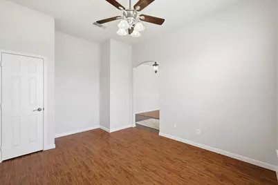 1635 Nightingale Lane, Corinth, TX 76210 - Photo 10