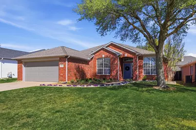 1635 Nightingale Lane, Corinth, TX 76210 - Photo 1