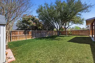 1635 Nightingale Ln, Corinth, TX 76210 - Photo 40
